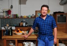 Does Jamie Oliver have Michelin stars? Does Jamie Oliver have Michelin stars?