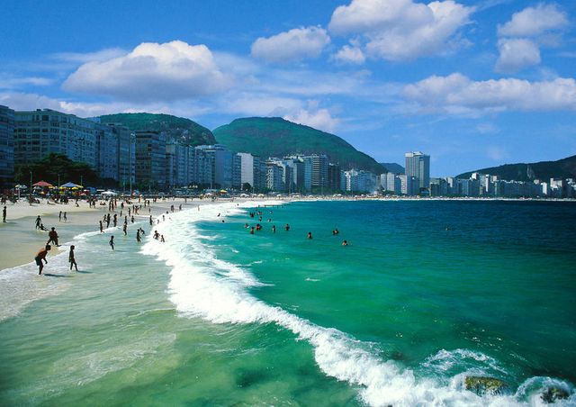Does Rio de Janeiro have nice beaches?