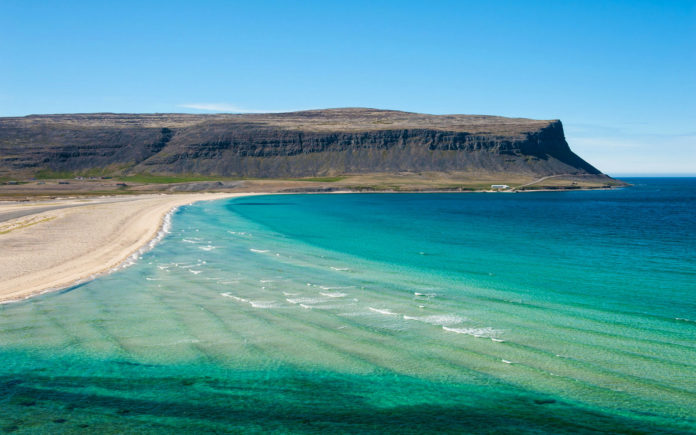 Does Turkey have white sand beaches?