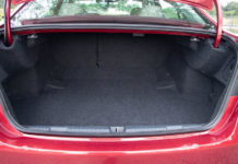 Does a Smart car have a trunk? Does a Smart car have a trunk?