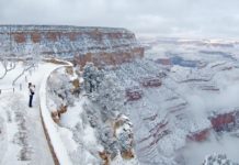Does it snow in the Grand Canyon in April? Does it snow in the Grand Canyon in April?
