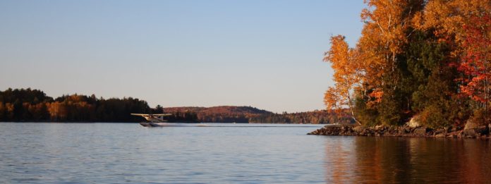 How deep is Moosehead Lake Maine?