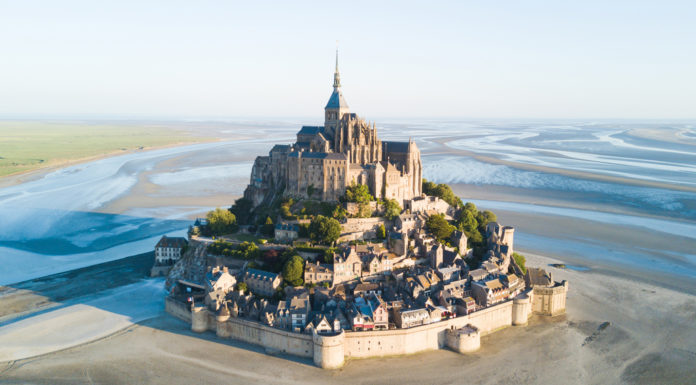 How do I get from Paris to Mont Saint-Michel by train? How do I get from Paris to Mont Saint-Michel by train?