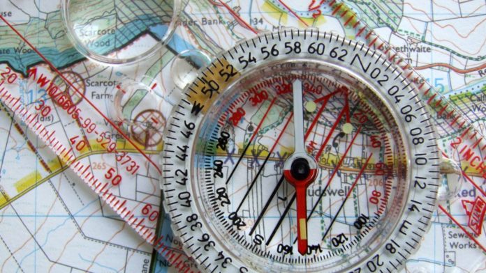 How do I get the compass direction on Google Maps?