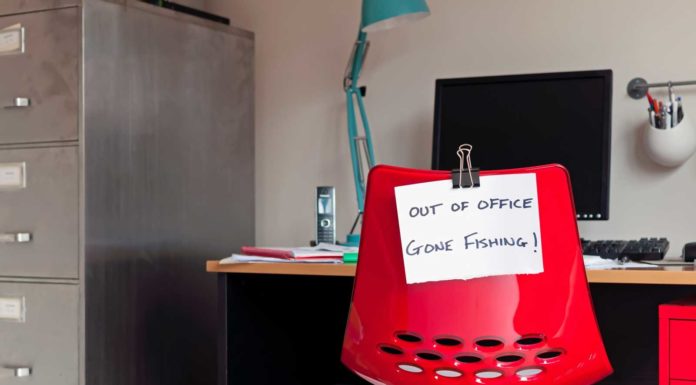 How do I put an out of office message on vacation? How do I put an out of office message on vacation?