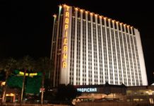 How do I upgrade with Hilton Gold? How do I upgrade with Hilton Gold?