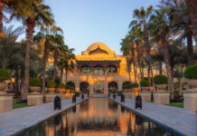 How do you get a group booking at a hotel? How do you get a group booking at a hotel?