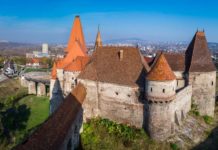 How do you get to Bran Castle from Bucharest? How do you get to Bran Castle from Bucharest?