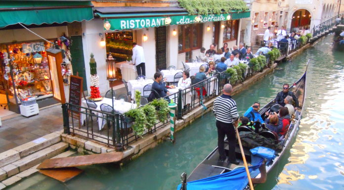 How do you get to Venice by train? How do you get to Venice by train?