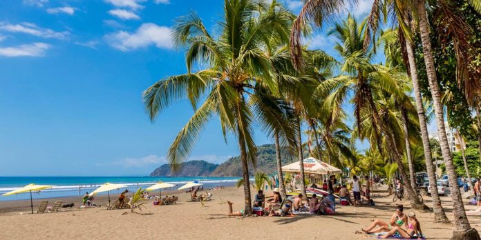 How do you plan a wedding in Costa Rica?