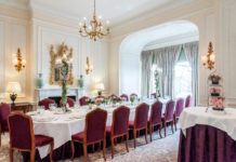 How far can you walk along the Thames in London? How far can you walk along the Thames in London?