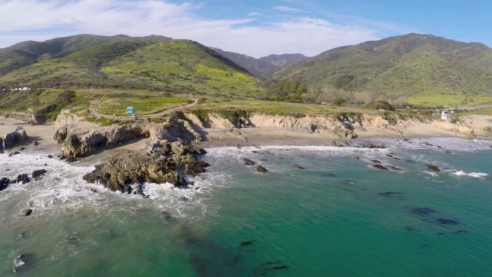 How far is Leo Carrillo campground from the beach?