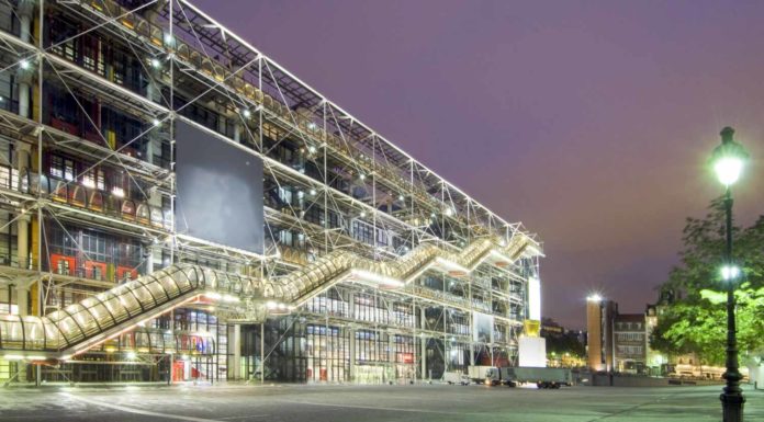 How far is Montparnasse from CDG? How far is Montparnasse from CDG?