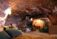 How far is it from Moab Utah to Jackson Hole Wyoming? How far is it from Moab Utah to Jackson Hole Wyoming?