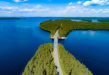 How far is skiing from Paris? How far is skiing from Paris?