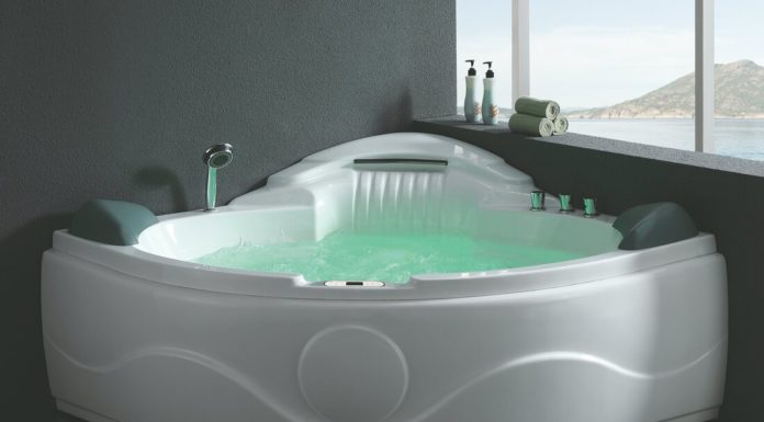 How long do Jacuzzi bath tubs last? How long do Jacuzzi bath tubs last?