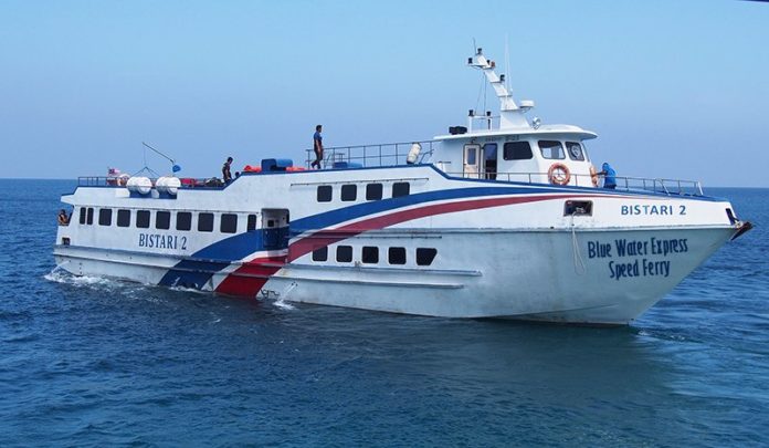 How long is ferry from Mersing to Tioman?