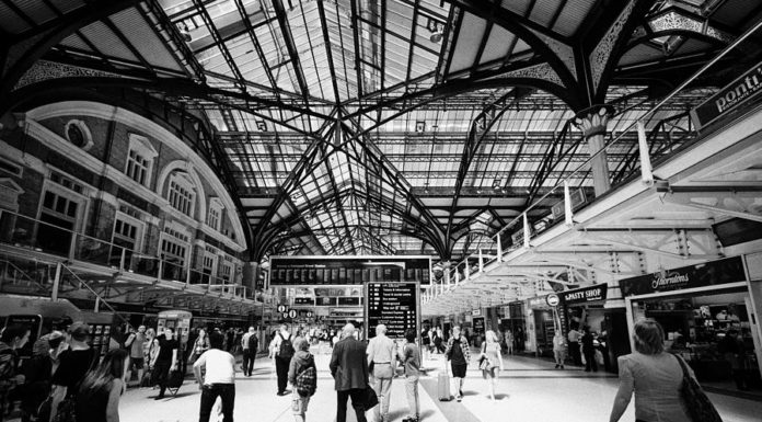 How long is the train journey from Liverpool to London? How long is the train journey from Liverpool to London?