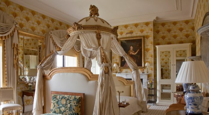 How many Choice hotels are there in the US? How many Choice hotels are there in the US?