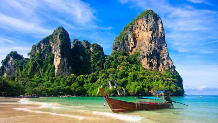 How many beach is in Thailand?