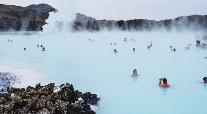 How many days in Iceland is enough? How many days in Iceland is enough?