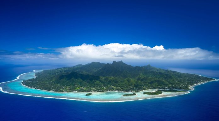How many languages are in the Cook Islands? How many languages are in the Cook Islands?