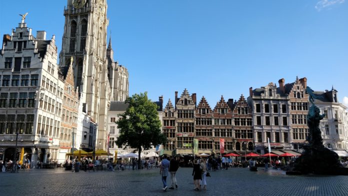 How many museums are there in Belgium?