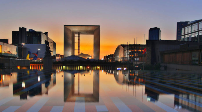 How many open air markets are in Paris? How many open air markets are in Paris?