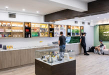 How many restaurants are there in the UK in 2020? How many restaurants are there in the UK in 2020?