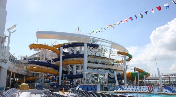 How many slides are at Kalahari? How many slides are at Kalahari?