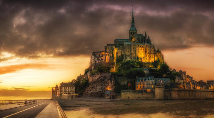 How much does Mont Saint Michel cost? How much does Mont Saint Michel cost?
