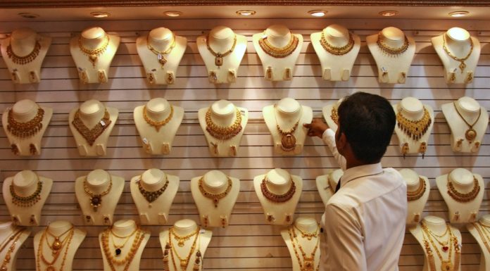 How much does a 22k gold chain cost? How much does a 22k gold chain cost?