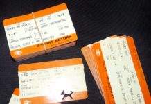 How much does a Manchester United ticket cost? How much does a Manchester United ticket cost?