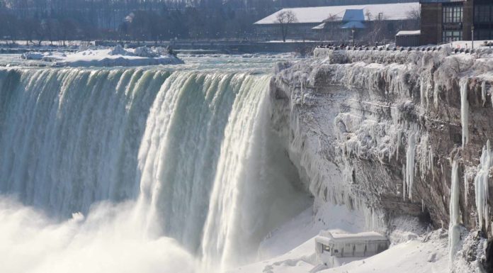 How much does it cost to see Niagara Falls? How much does it cost to see Niagara Falls?