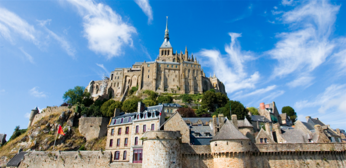 How much does it cost to visit Mont St Michel?