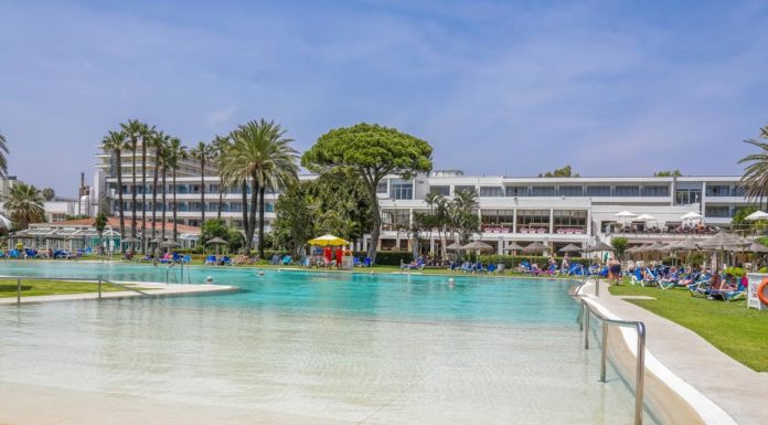 How much is a taxi from Estepona to Marbella? How much is a taxi from Estepona to Marbella?