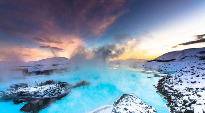 How much is a taxi from Reykjavík to the Blue Lagoon? How much is a taxi from Reykjavík to the Blue Lagoon?