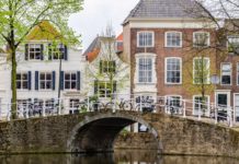 How much is a train ride from Amsterdam to Belgium? How much is a train ride from Amsterdam to Belgium?