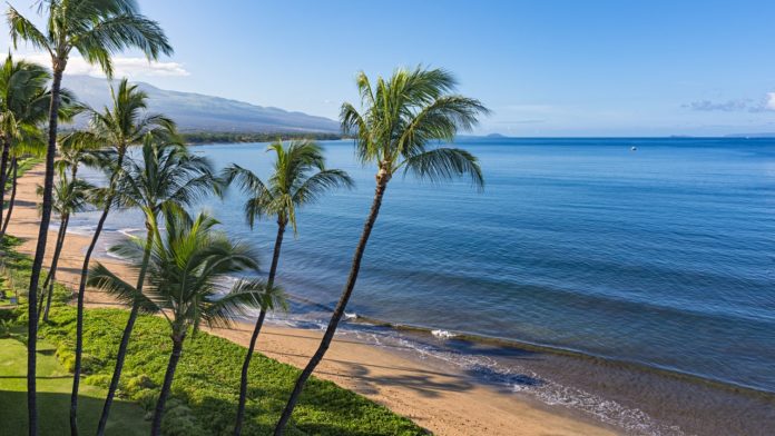 How much is the average trip to Hawaii?