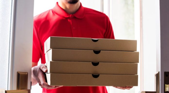 How much should you tip at a bed and breakfast? How much should you tip at a bed and breakfast?