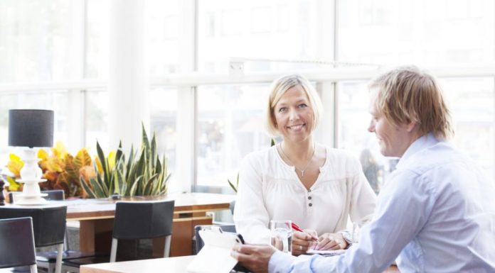 Hvor mye tjener man som Flyvertine? Hvor mye tjener man som Flyvertine?