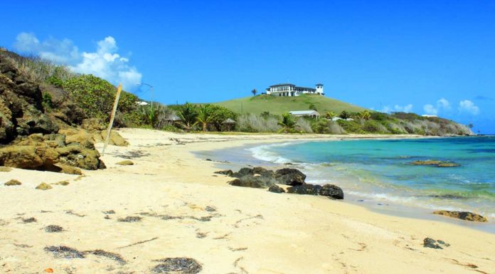 Is Balos Beach accessible by car? Is Balos Beach accessible by car?