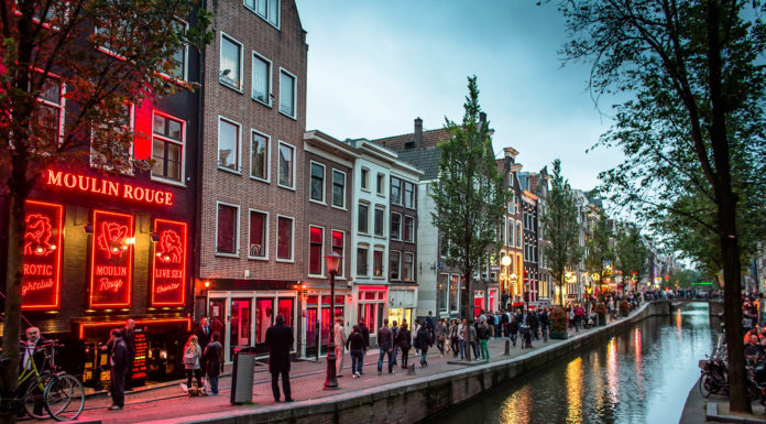 Is Bridgewater Commons closing? Is Bridgewater Commons closing?