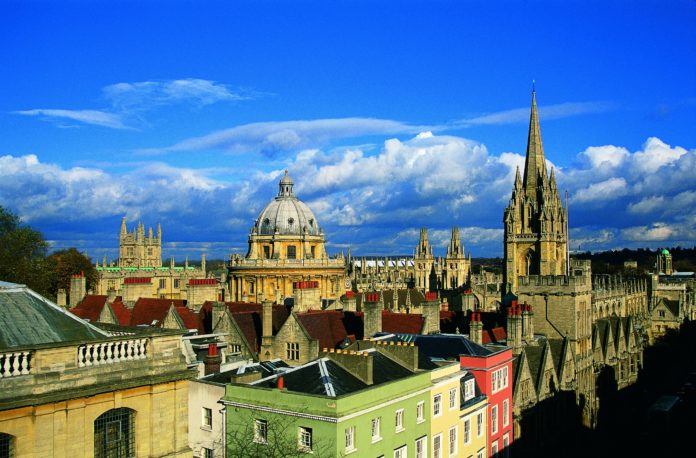 Is Cambridge Oxford or prettier?