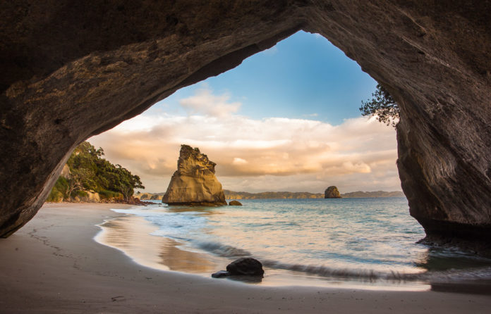 Is Cathedral Cove Tidal?