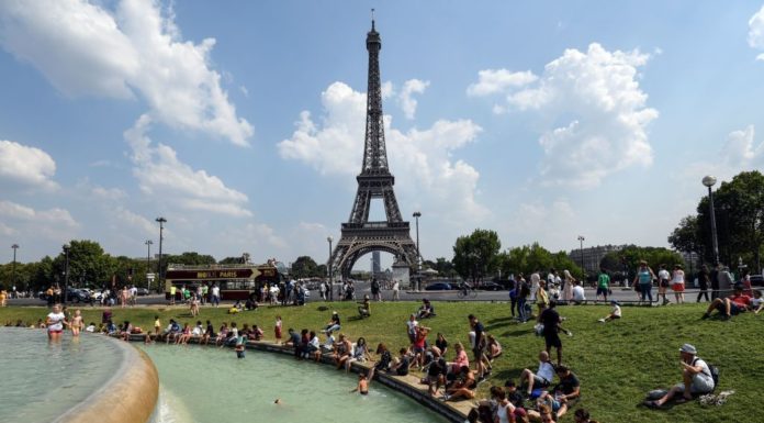 Is Eiffel Tower open for tourists 2021? Is Eiffel Tower open for tourists 2021?