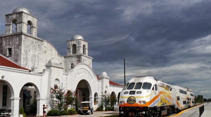 Is Florida in 2 time zones? Is Florida in 2 time zones?