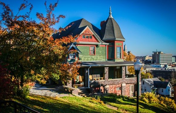 Is Gold Coast expensive? Is Gold Coast expensive?