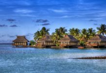 Is Maldives is in Indian Ocean? Is Maldives is in Indian Ocean?