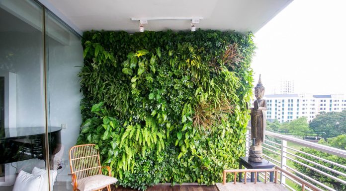 Is Motiongate indoor or outdoor? Is Motiongate indoor or outdoor?